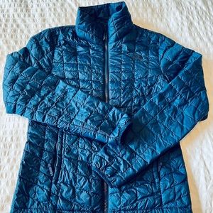 EUC Women’s Small NorthFace ThermoBall Jacket